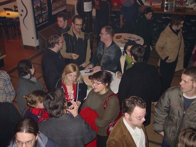 Publikum und Filmemacher/innen im Foyer des Rio Kinos ©Parabol